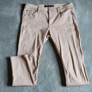 EUC Jordache Sz 12 tan skinny jeans